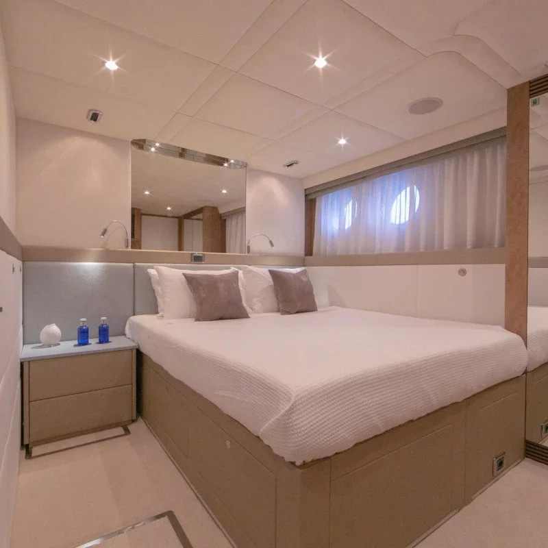 2005 Evolution Yachts Benita Blue te huur (photo 6)