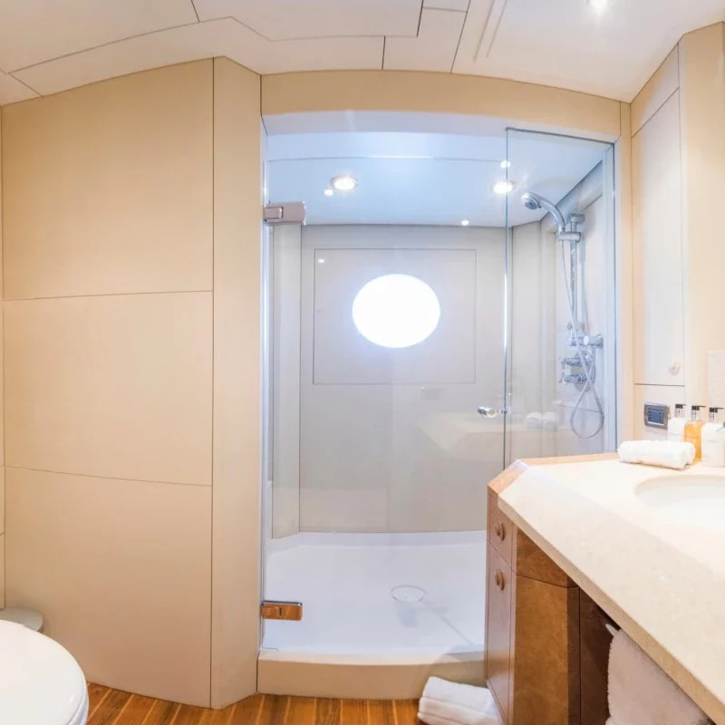 2005 Evolution Yachts Benita Blue te huur (photo 8)