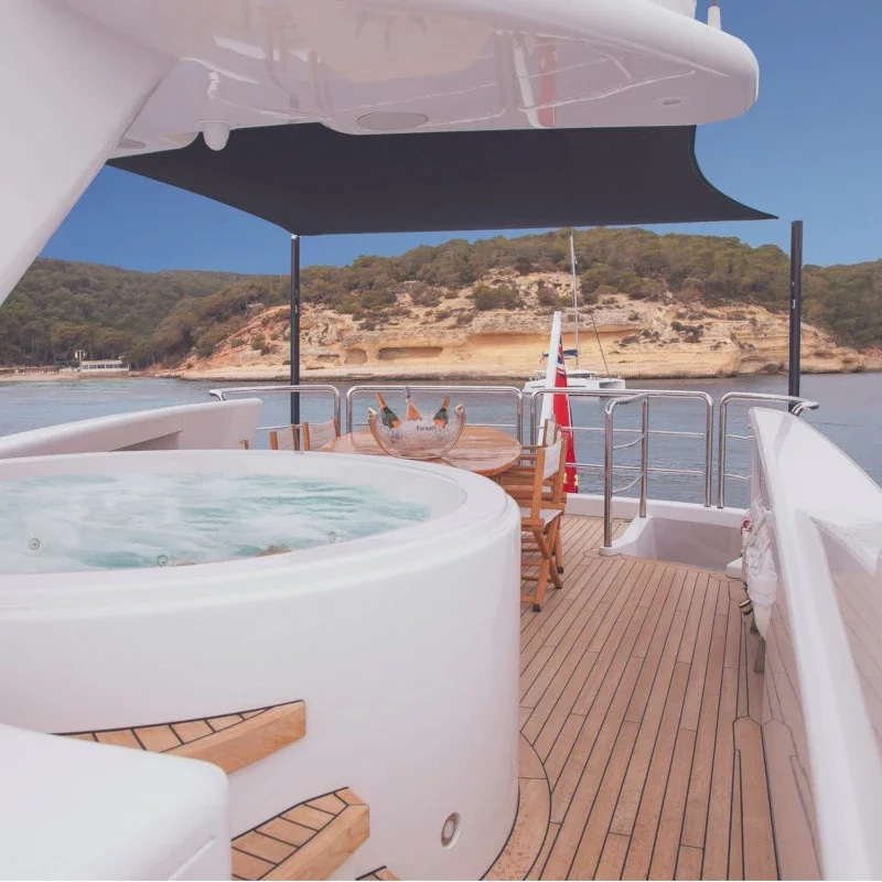 2005 Evolution Yachts Benita Blue te huur (photo 14)