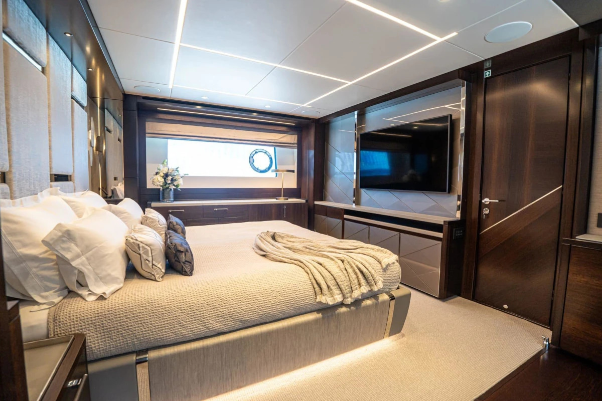 2021 Sunseeker 88 en alquiler (photo 13)