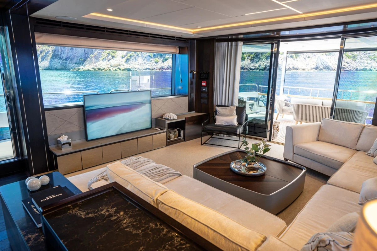 2021 Sunseeker 88 en alquiler (photo 17)