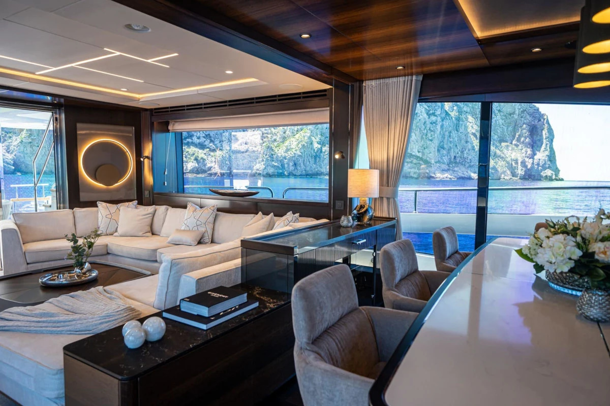 2021 Sunseeker 88 en alquiler (photo 18)