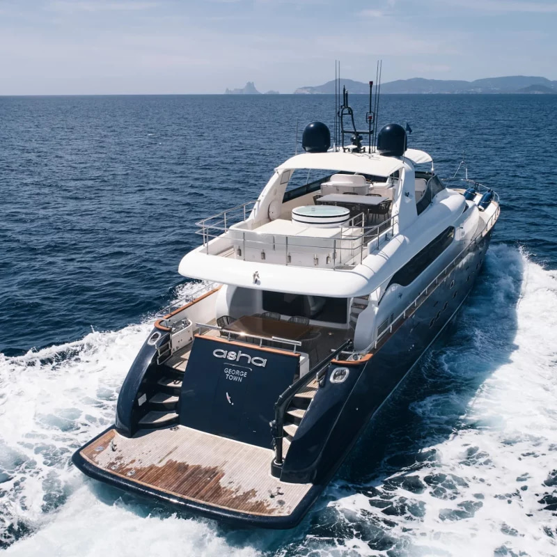 2006 Maiora 99 for charter (photo 7)