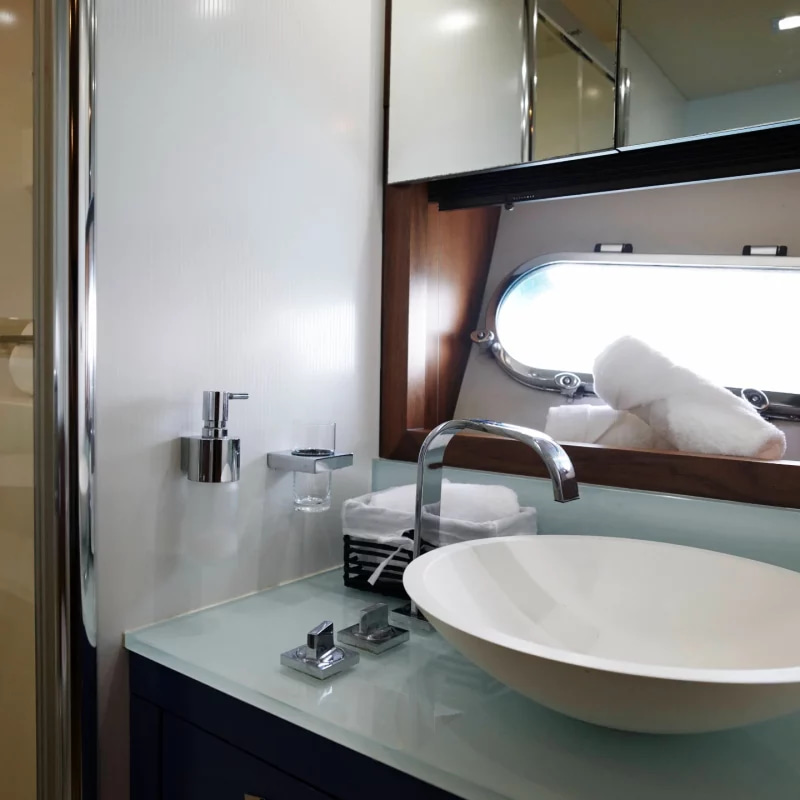 2007 Sunseeker Predator 92 en alquiler (photo 17)