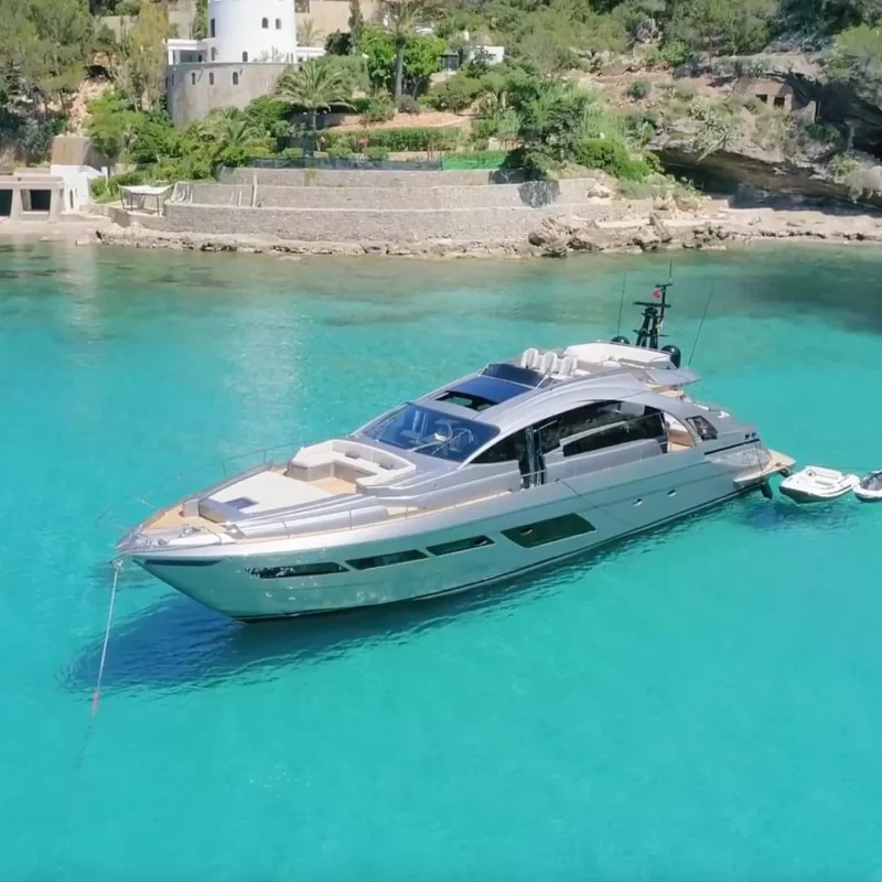 2019 Pershing 8X en alquiler (photo 3)