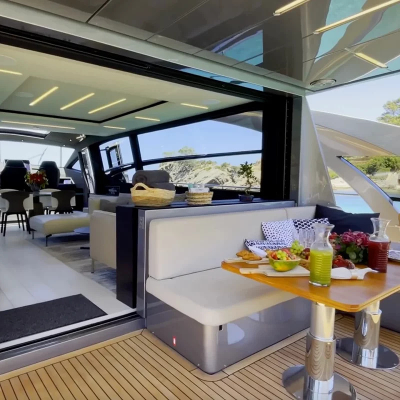 2019 Pershing 8X en alquiler (photo 45)