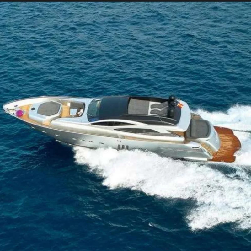 2009 Pershing 90 a noleggio (photo 3)