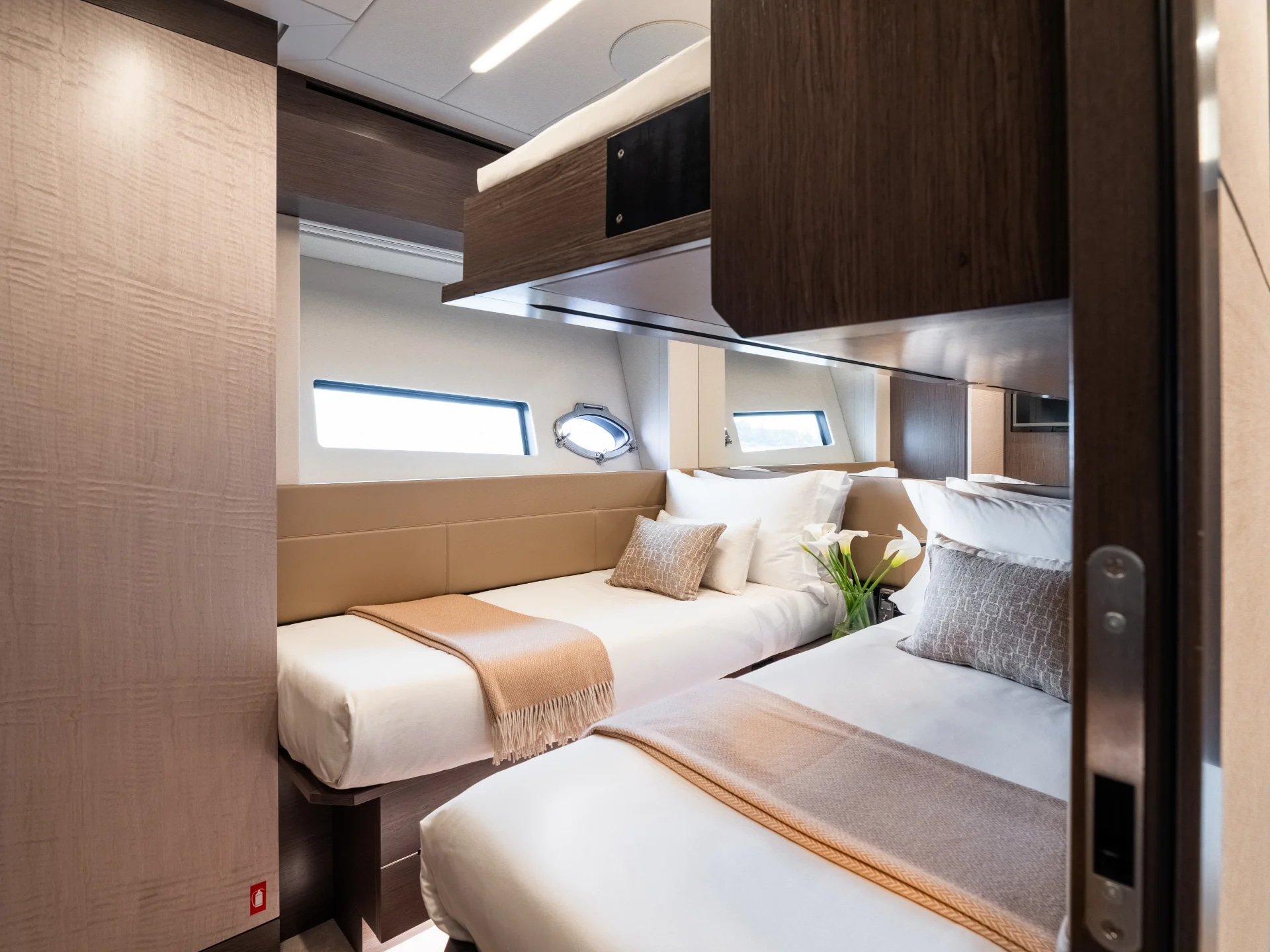 2023 Pershing 8X à louer (photo 25)
