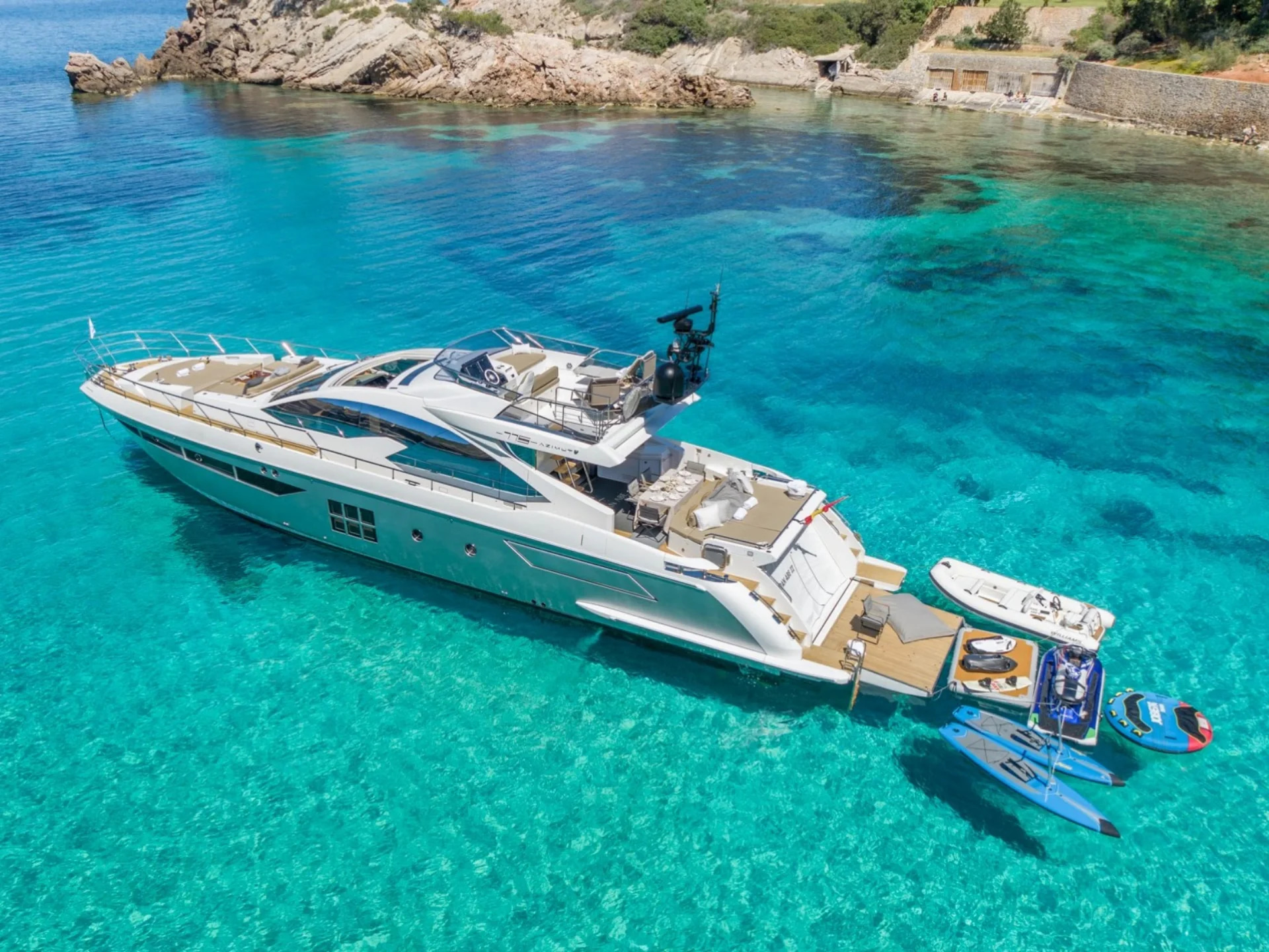 2016 Azimut 77S a noleggio (photo 2)