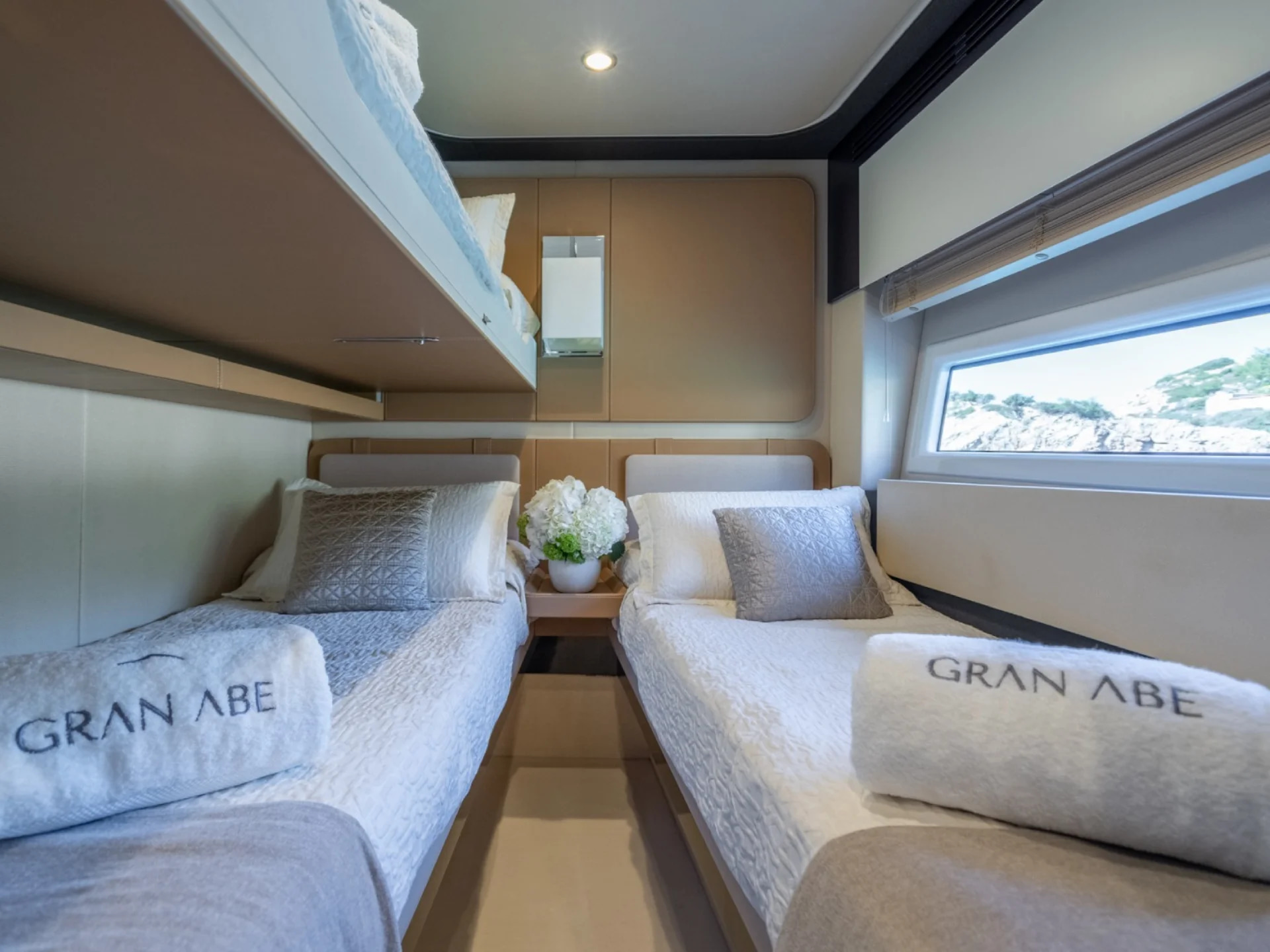 2016 Azimut 77S a noleggio (photo 10)
