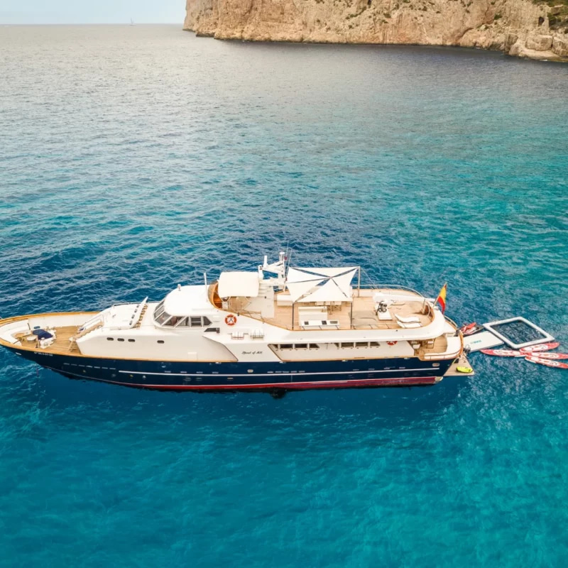 1980 CRN Ancona 34 M à louer (photo 1)