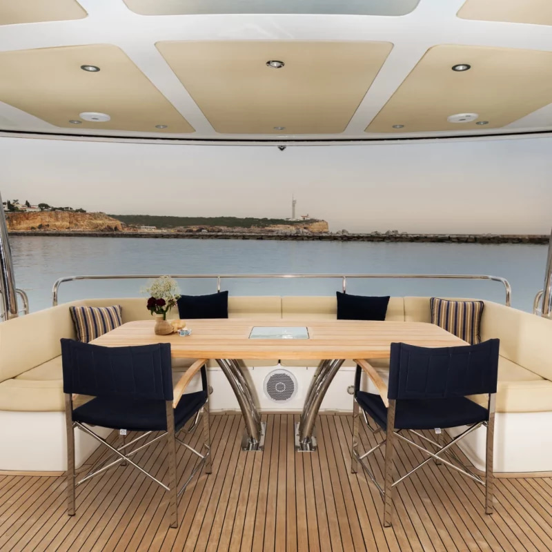 2015 Sunseeker 86 Fly na czarter (photo 22)