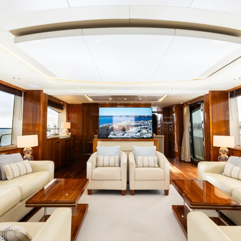 2015 Sunseeker 86 Fly na czarter (photo 25)