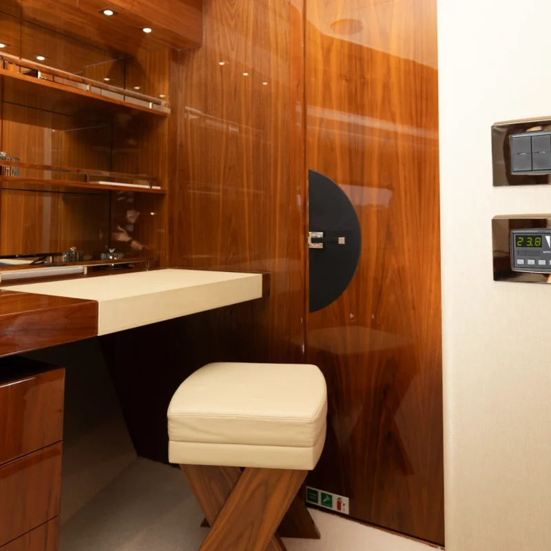 2015 Sunseeker 86 Fly na czarter (photo 35)