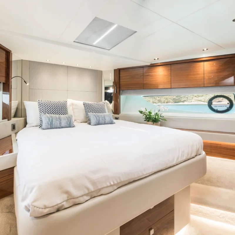 2021 Sunseeker 76 en alquiler (photo 18)