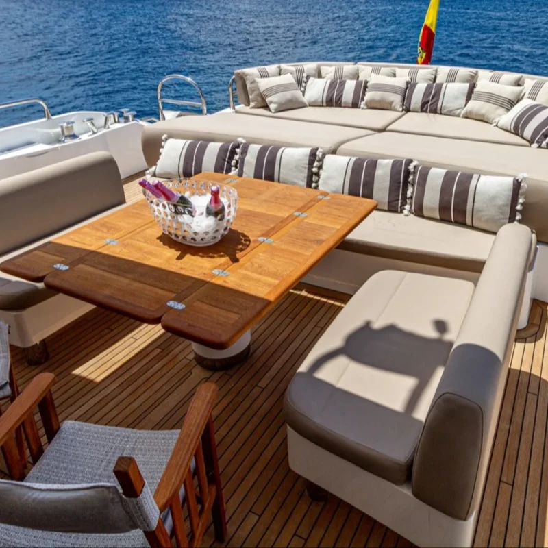 2009 Sunseeker Predator 84 na czarter (photo 16)