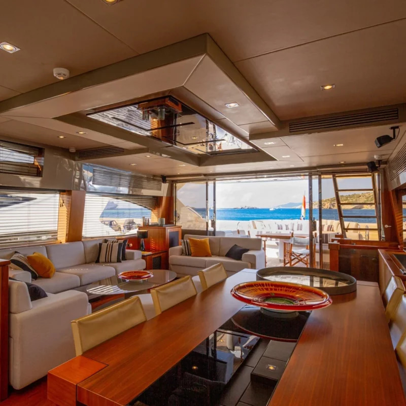 2009 Sunseeker Predator 84 na czarter (photo 22)