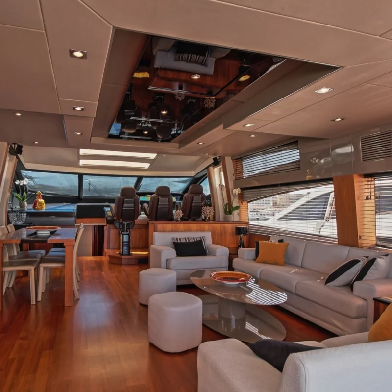 2009 Sunseeker Predator 84 na czarter (photo 24)