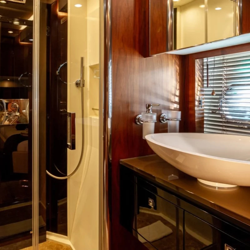 2009 Sunseeker Predator 84 na czarter (photo 36)