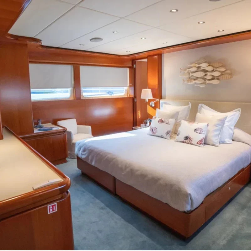 2000 Heesen 35 zu chartern (photo 7)