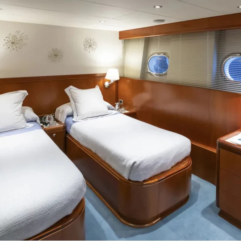 2000 Heesen 35 zu chartern (photo 9)