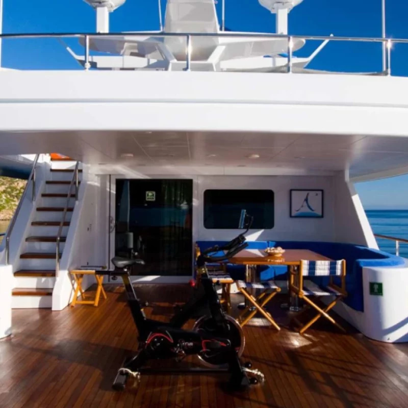 2000 Heesen 35 zu chartern (photo 15)