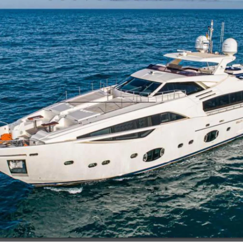 2012 Ferretti Custom Line 100 na czarter (photo 2)