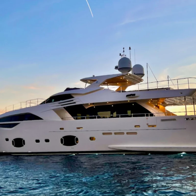 2012 Ferretti Custom Line 100 na czarter (photo 5)