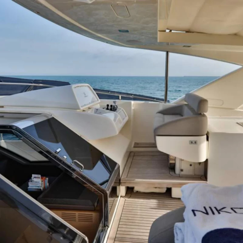 2012 Ferretti Custom Line 100 na czarter (photo 15)