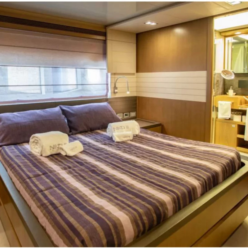 2012 Ferretti Custom Line 100 na czarter (photo 29)