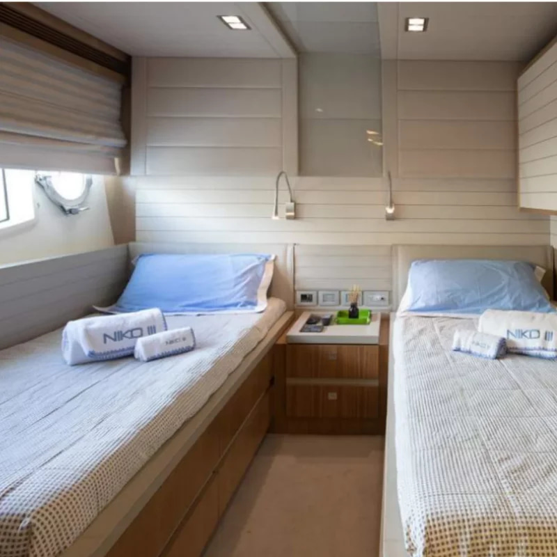 2012 Ferretti Custom Line 100 na czarter (photo 32)