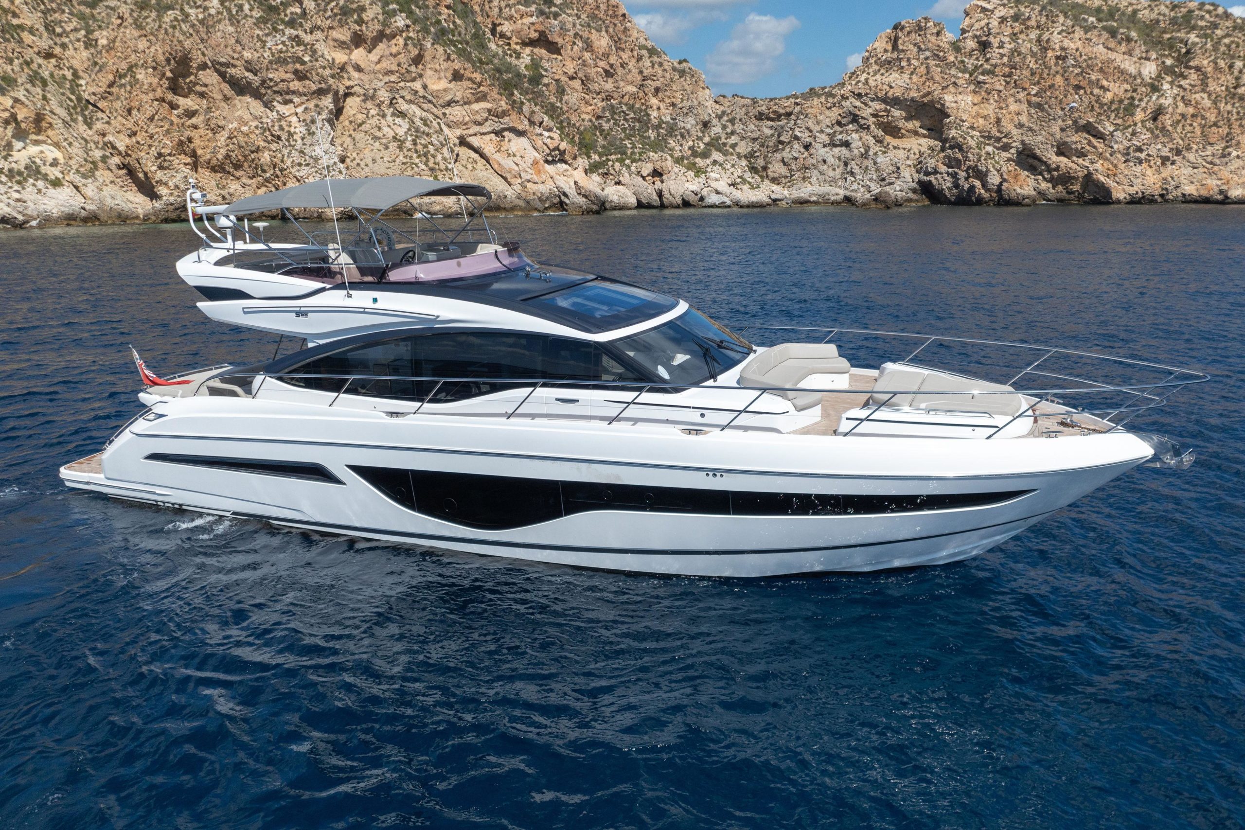 2022 Princess Yachts S66 in vendita (photo 2)