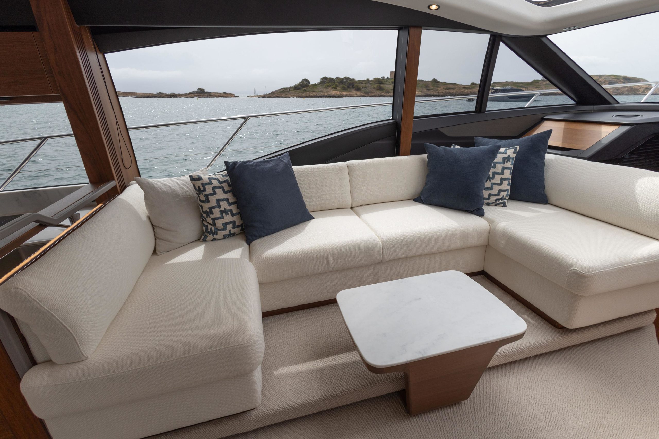 2023 Princess Yachts S62 for sale (photo 16)