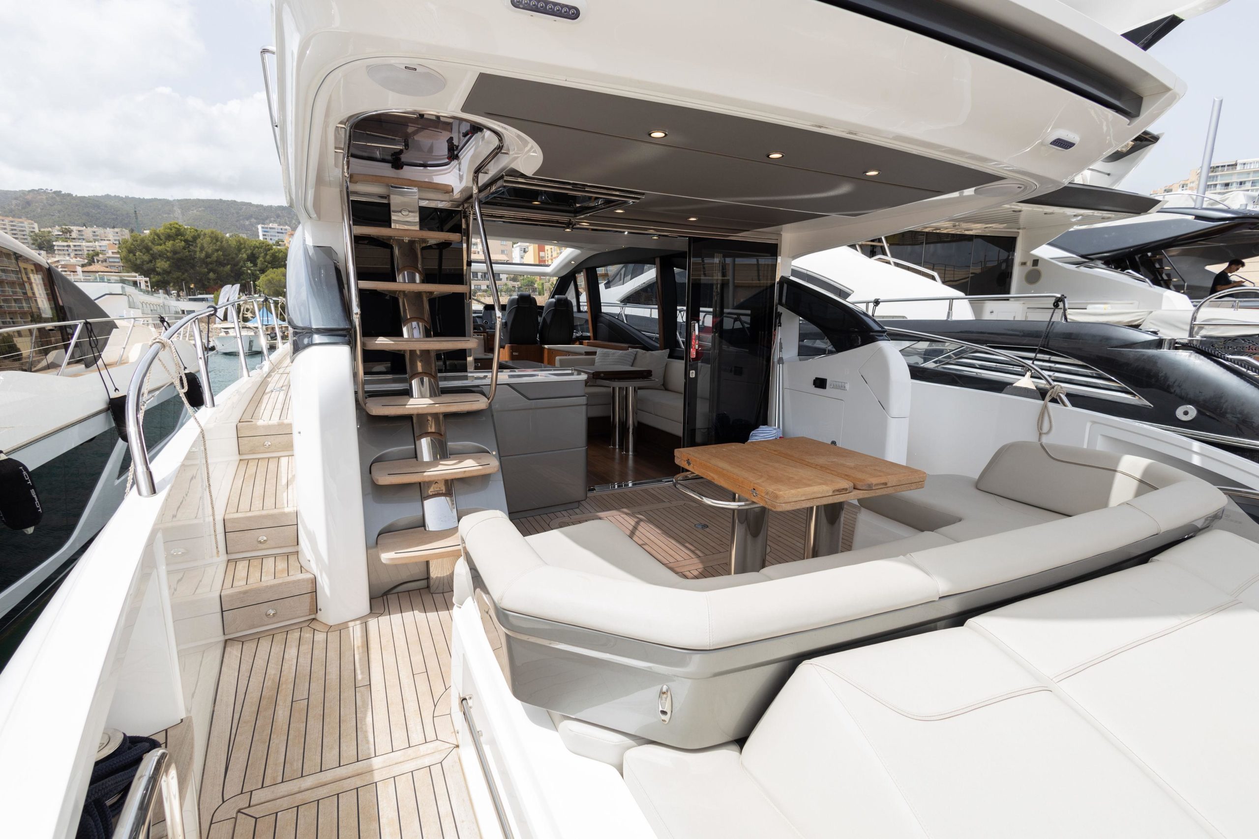 2023 Princess Yachts S62 for sale (photo 21)