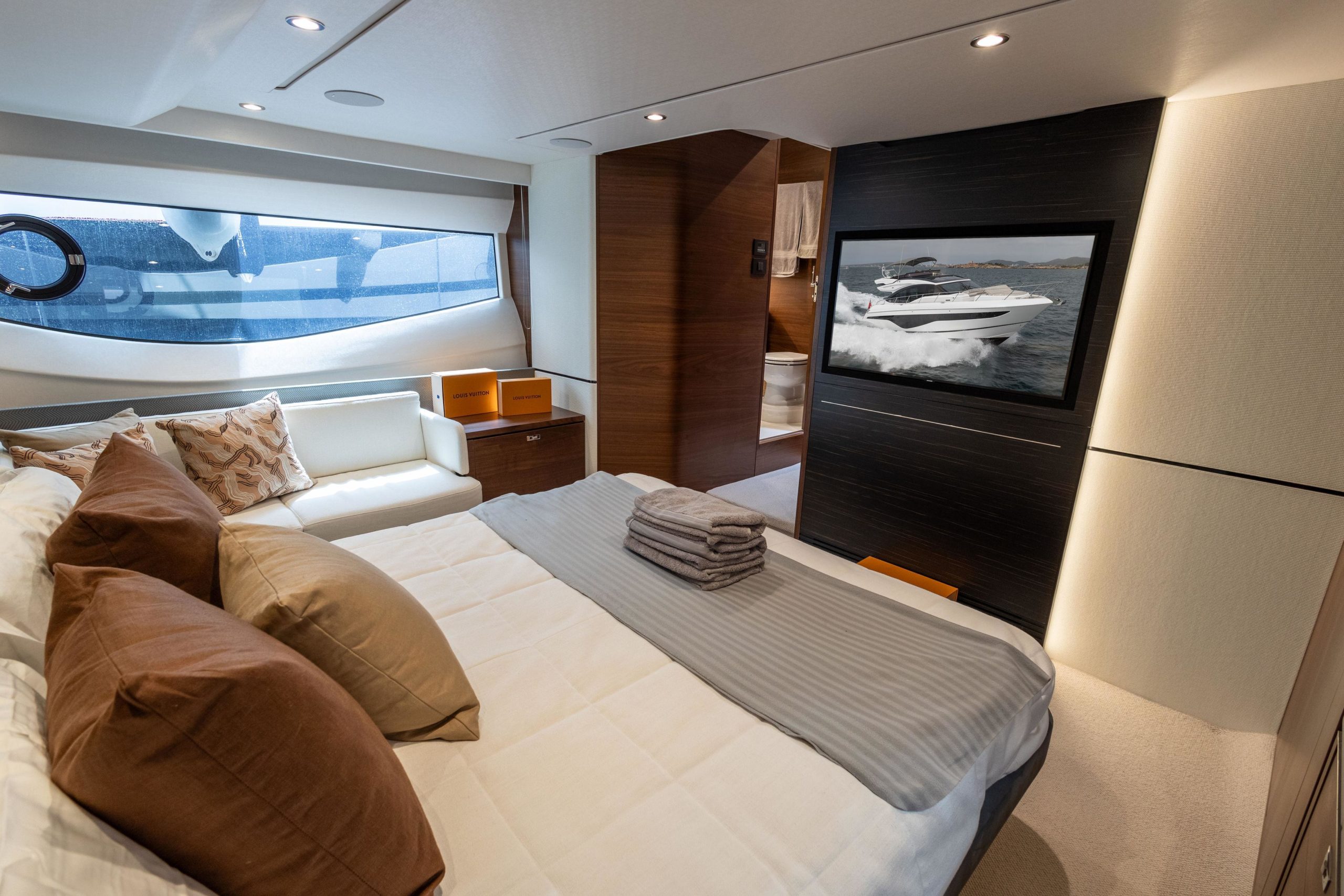 2023 Princess Yachts S62 for sale (photo 31)