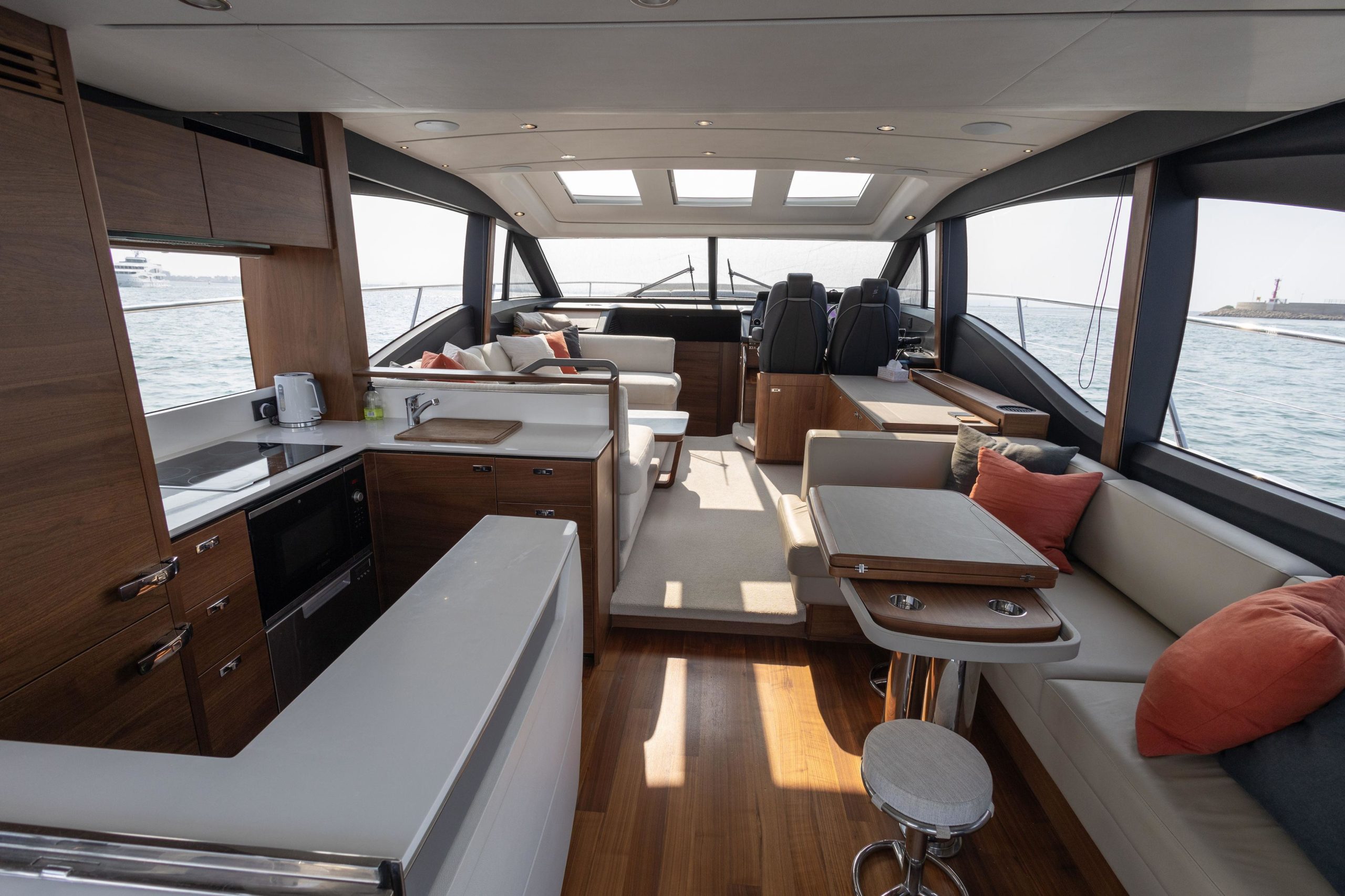 2021 Princess Yachts S62 for sale (photo 16)
