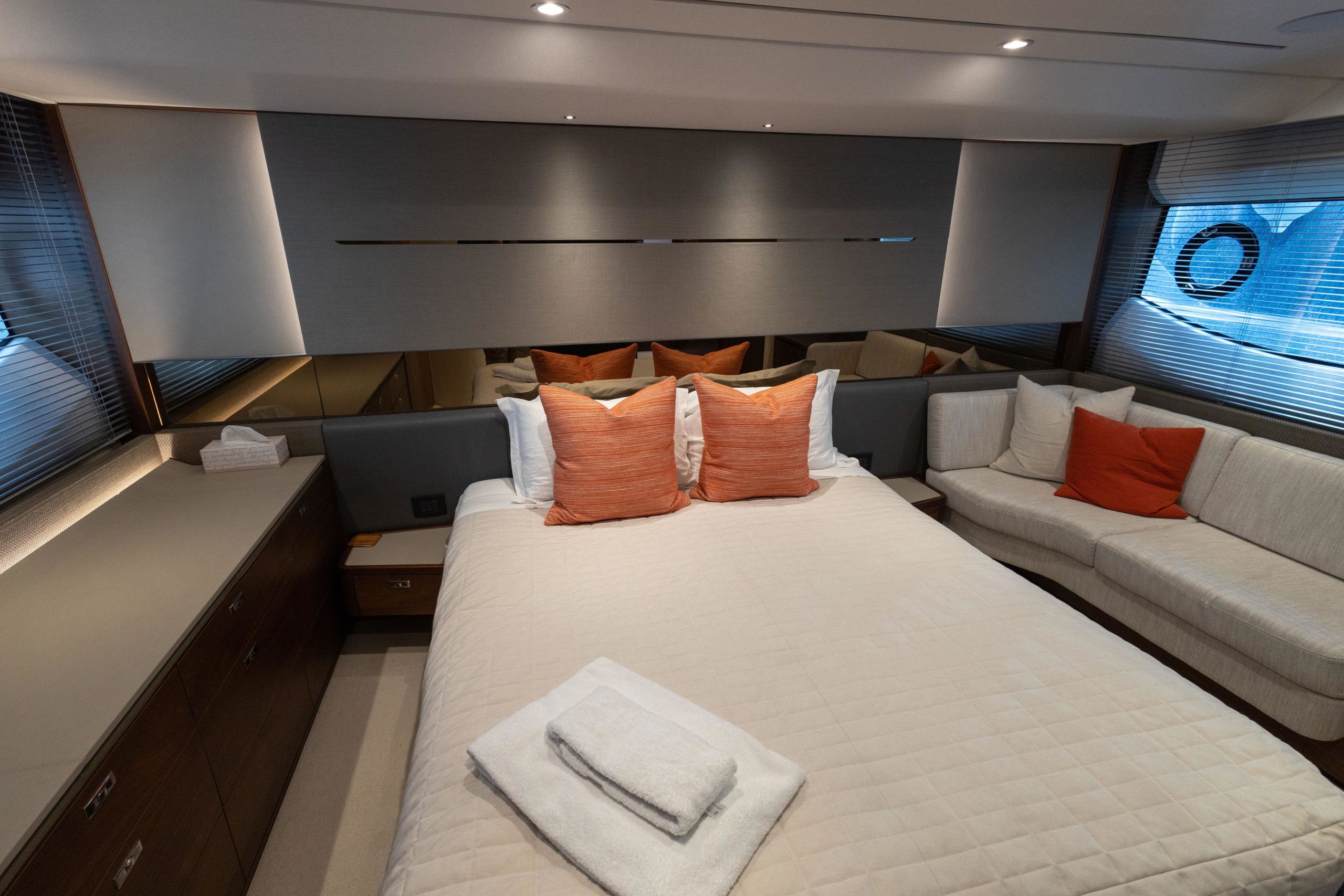 2021 Princess Yachts S62 for sale (photo 33)