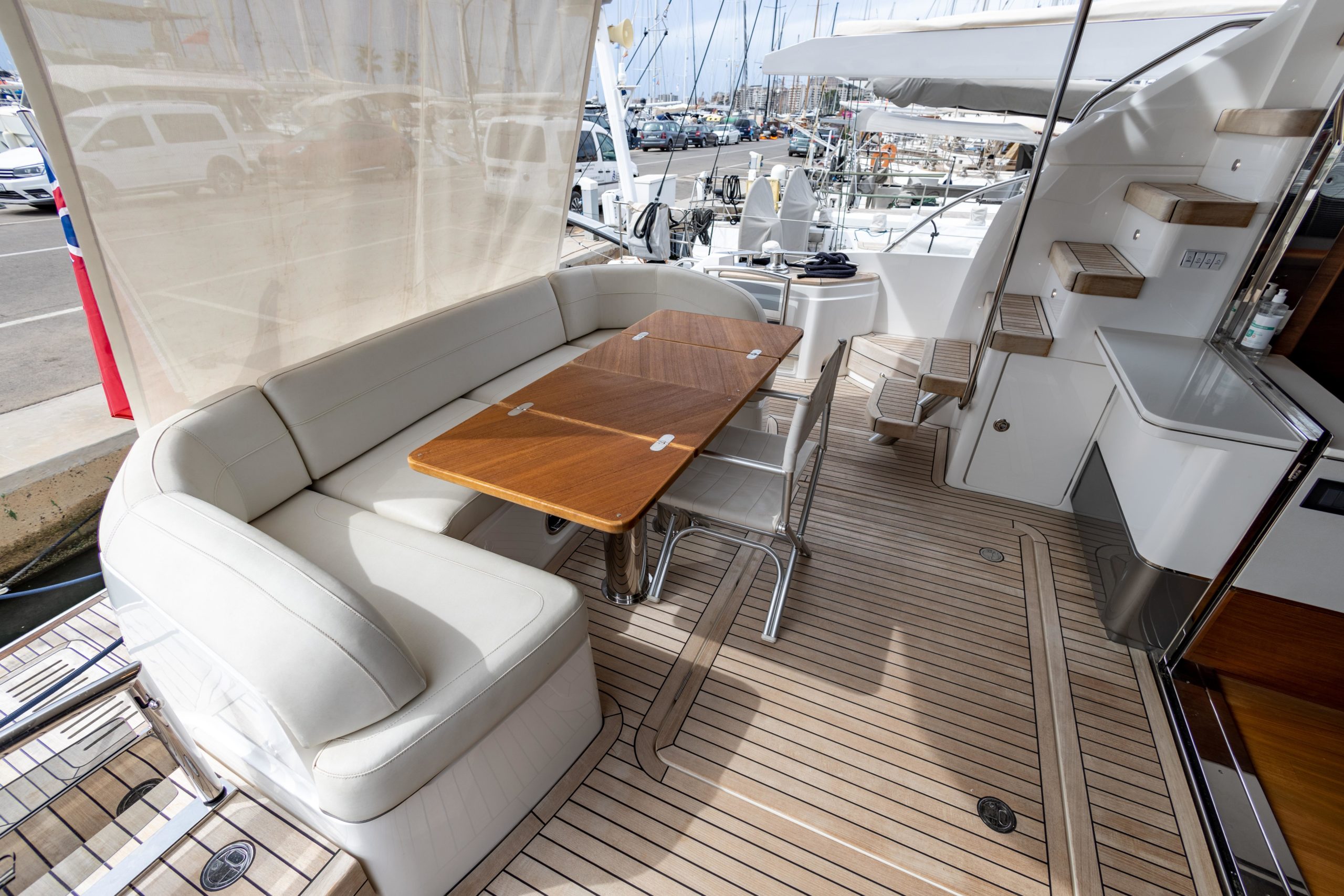 2019 Princess Yachts F55 zu verkaufen (photo 14)