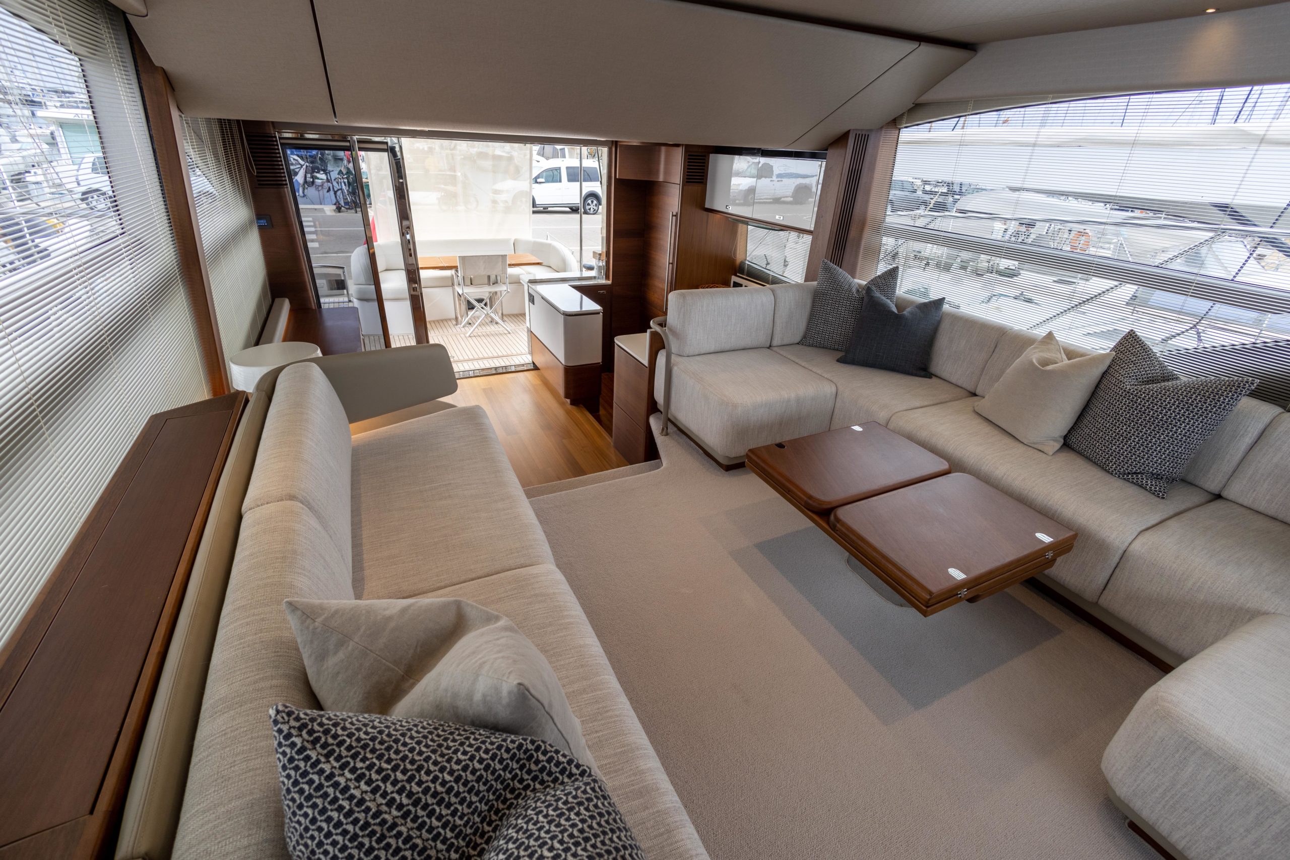 2019 Princess Yachts F55 zu verkaufen (photo 22)