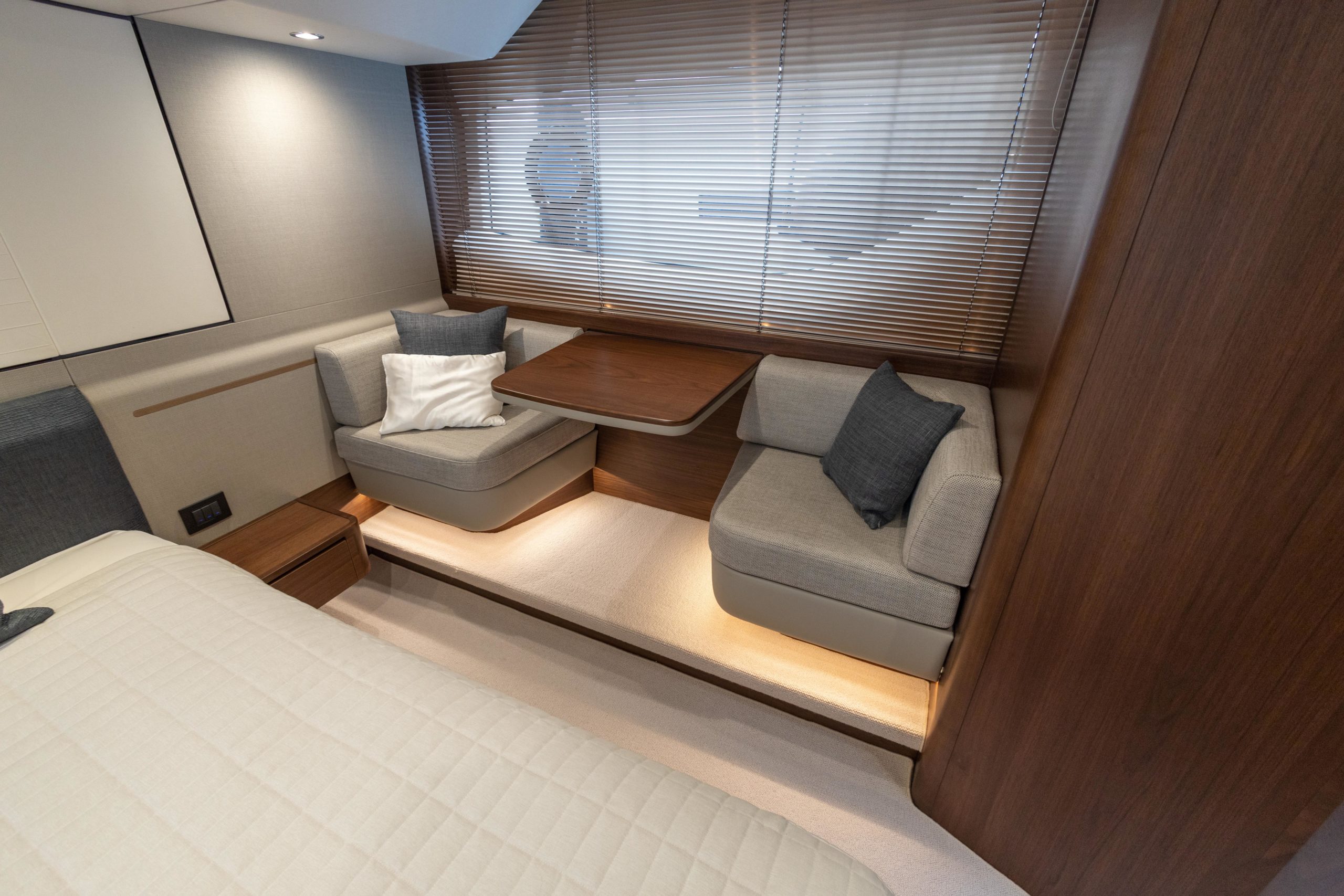 2019 Princess Yachts F55 zu verkaufen (photo 28)