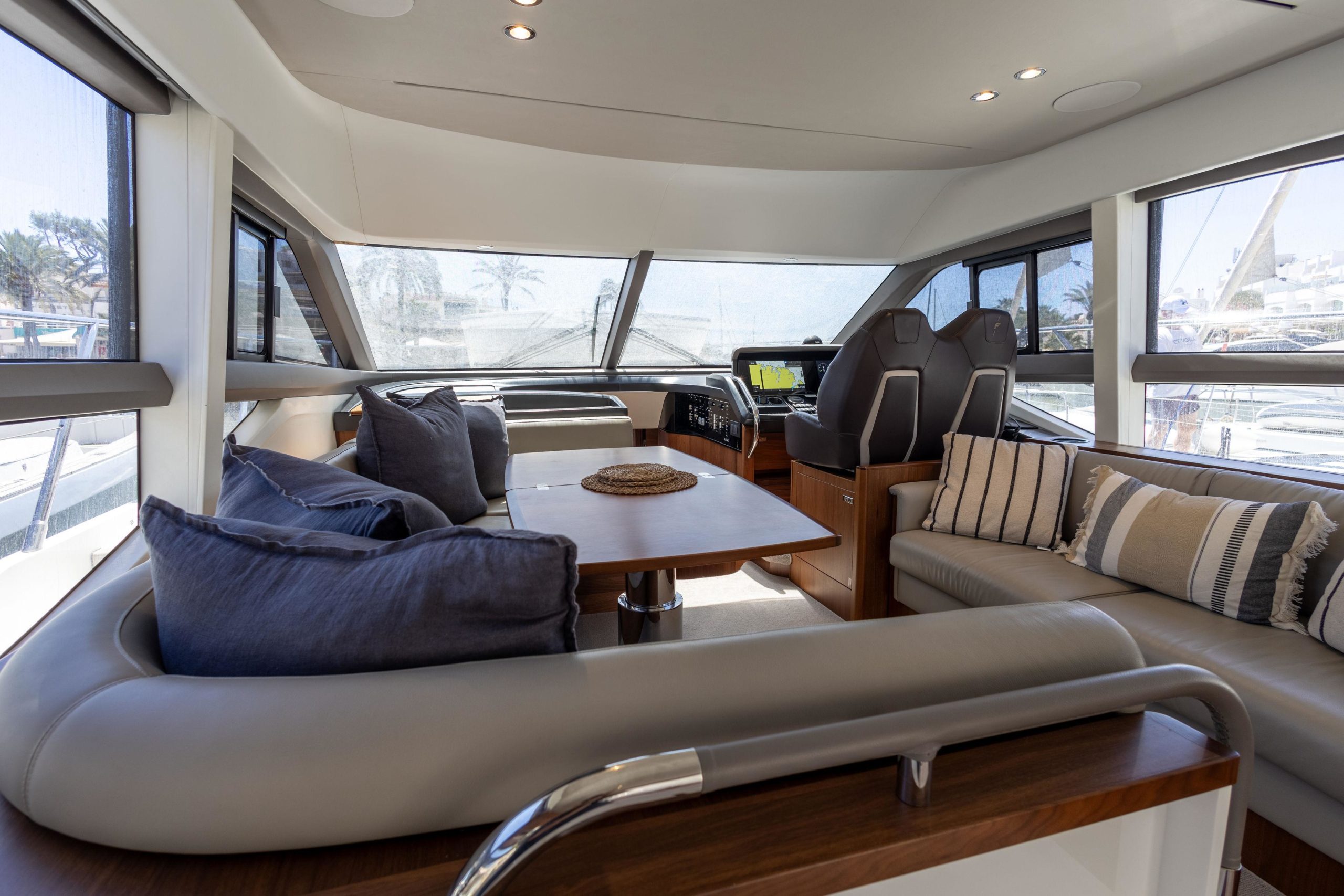 2021 Princess Yachts F50 à vendre (photo 17)