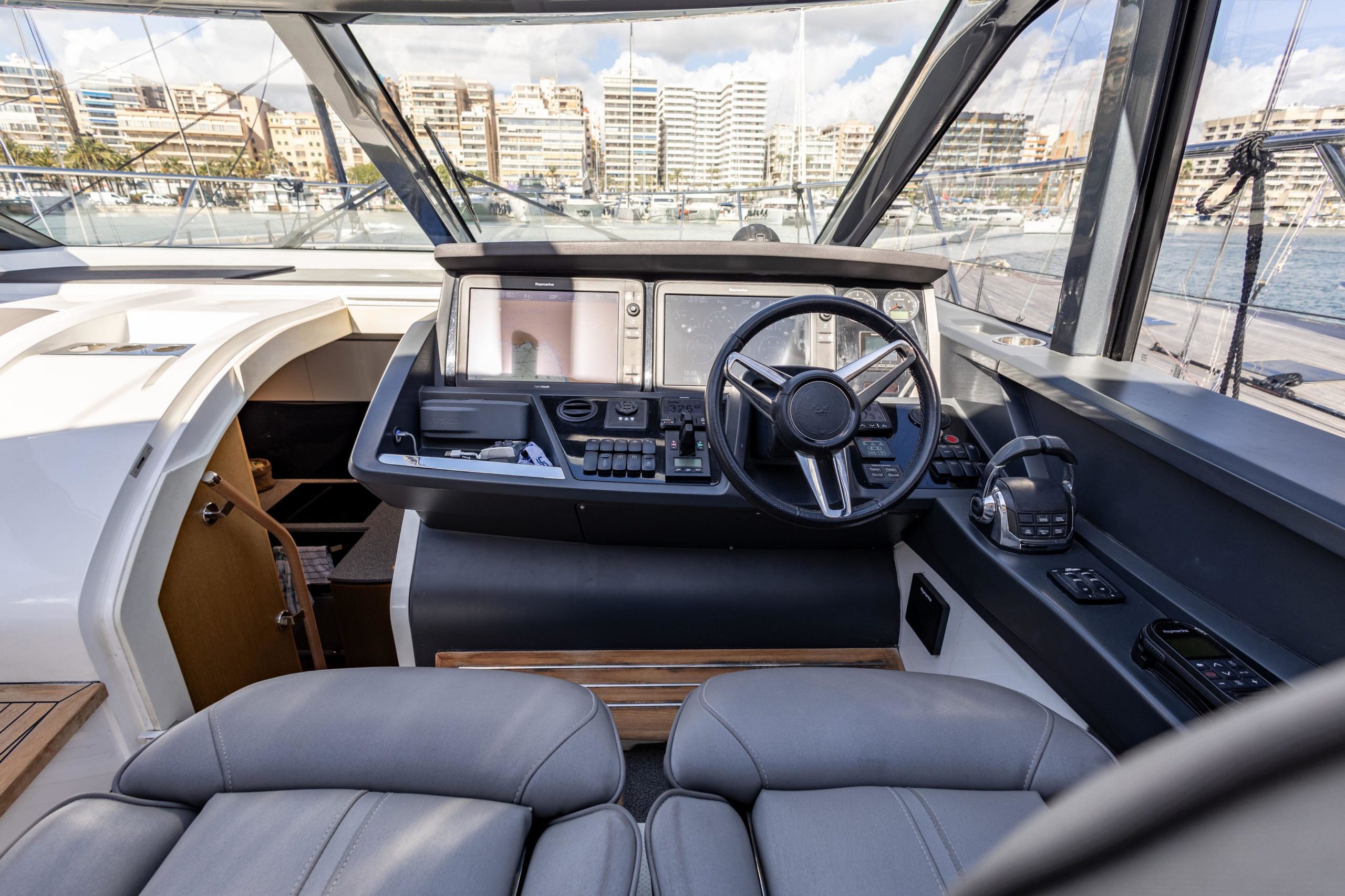 2016 Princess Yachts V58 Open zu verkaufen (photo 13)