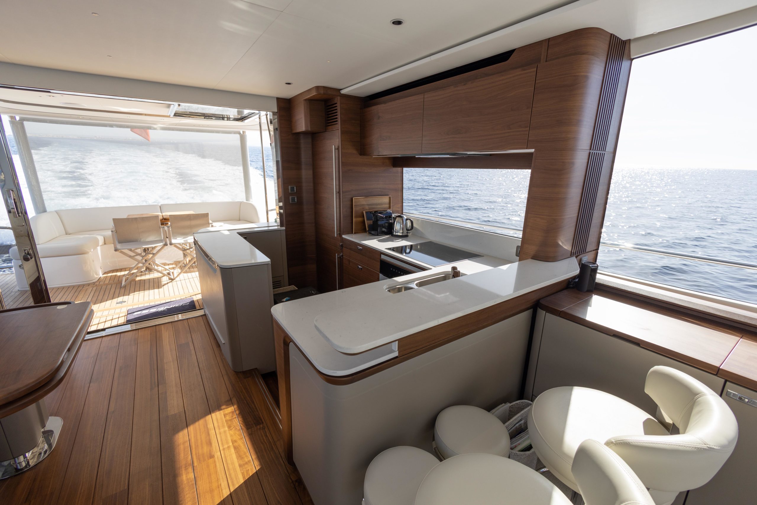 2024 Princess Yachts Y72 à vendre (photo 17)