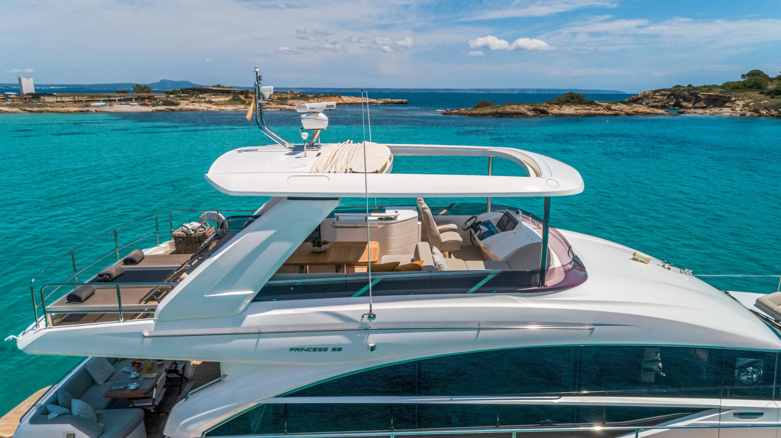 2015 Princess Yachts 68 in vendita (photo 4)