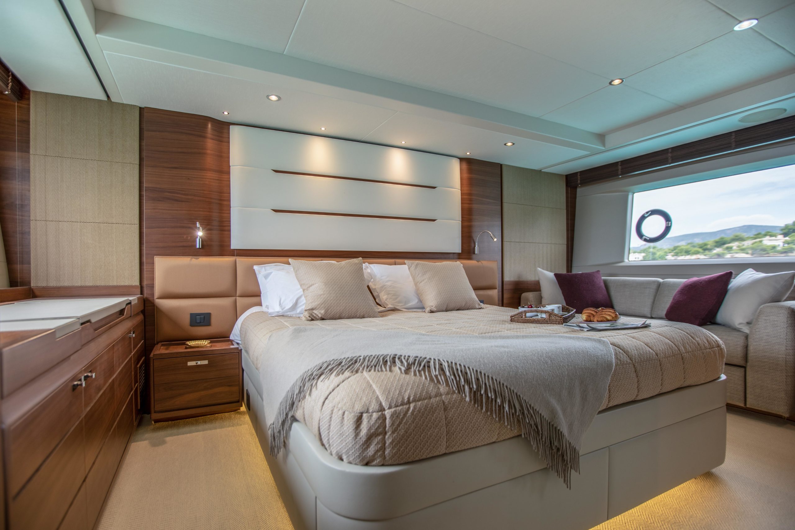 2015 Princess Yachts 68 in vendita (photo 18)