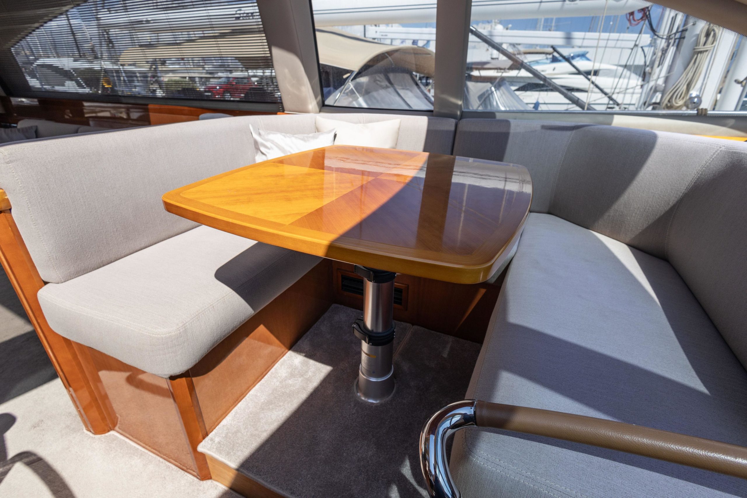 2007 Princess Yachts V65 en venta (photo 23)