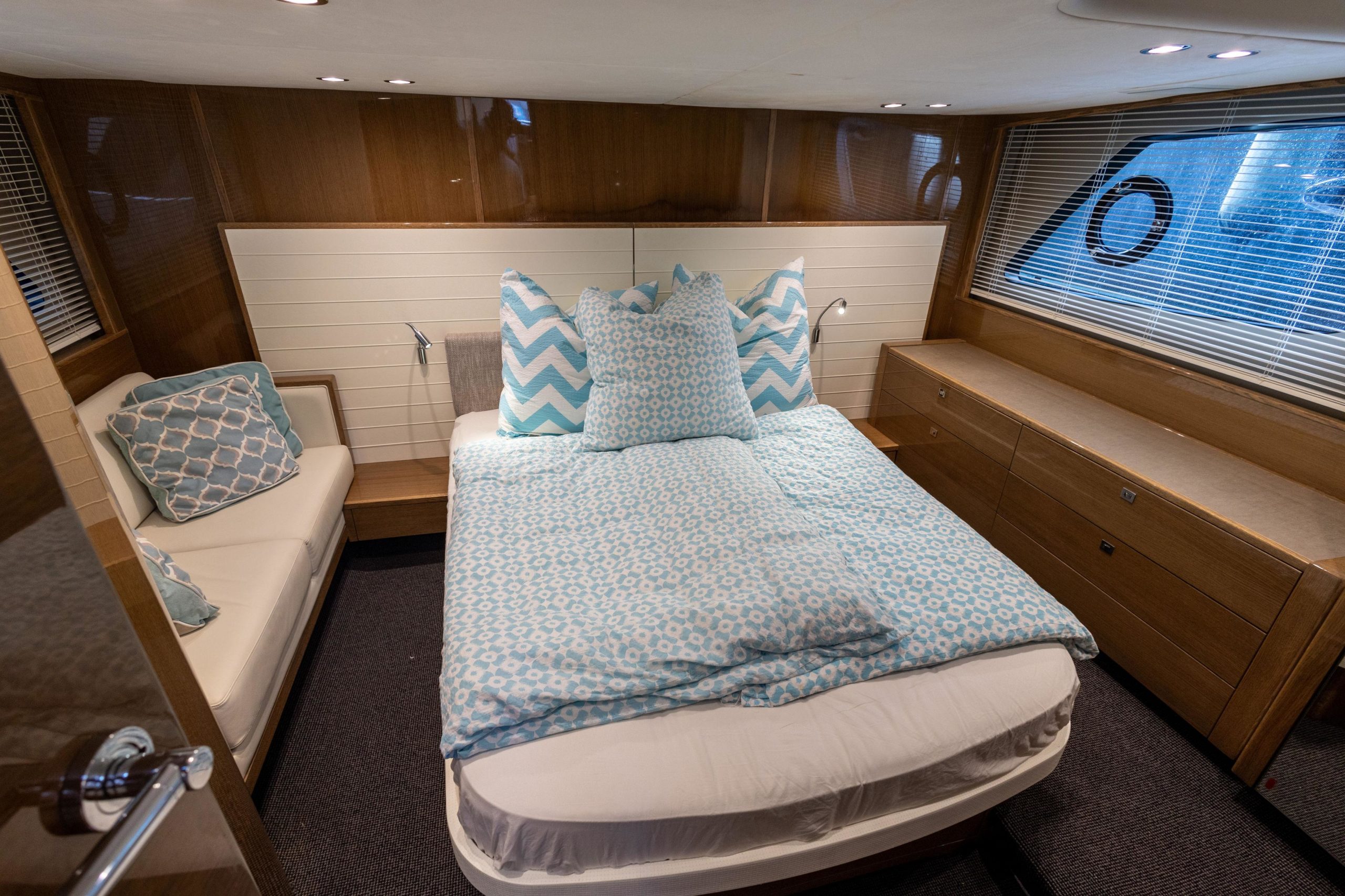 2015 Princess Yachts V48 Open na sprzedaż (photo 8)