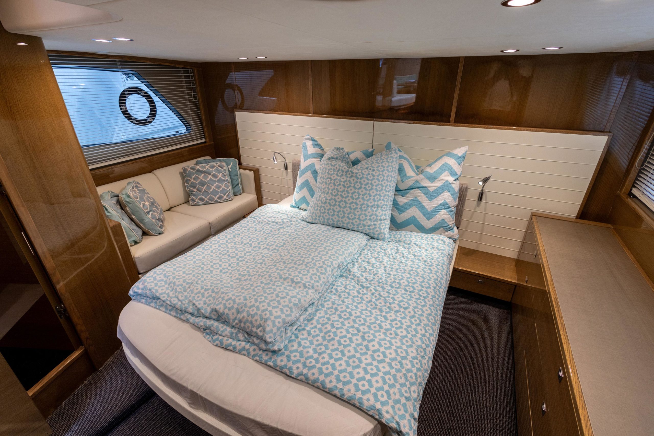 2015 Princess Yachts V48 Open na sprzedaż (photo 9)
