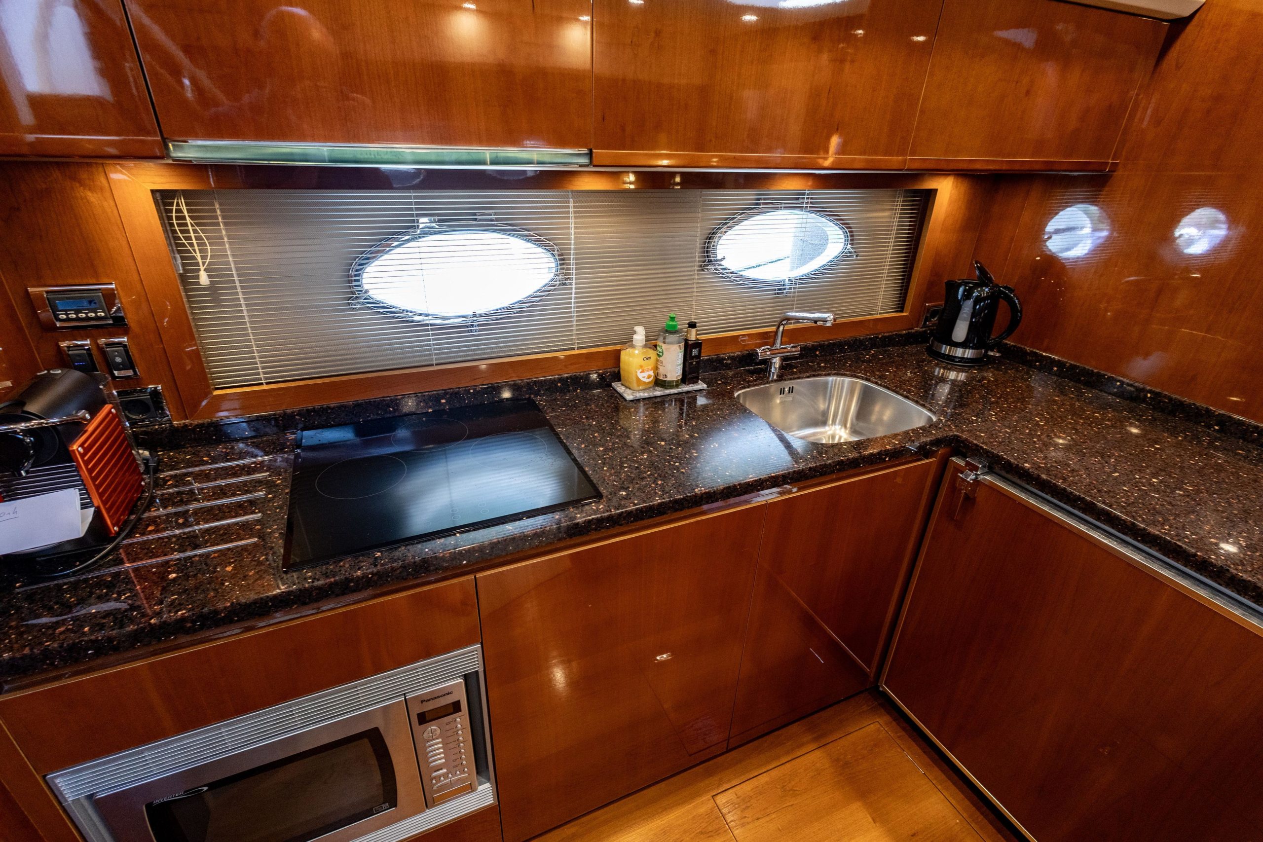 2006 Princess Yachts V53 na sprzedaż (photo 23)