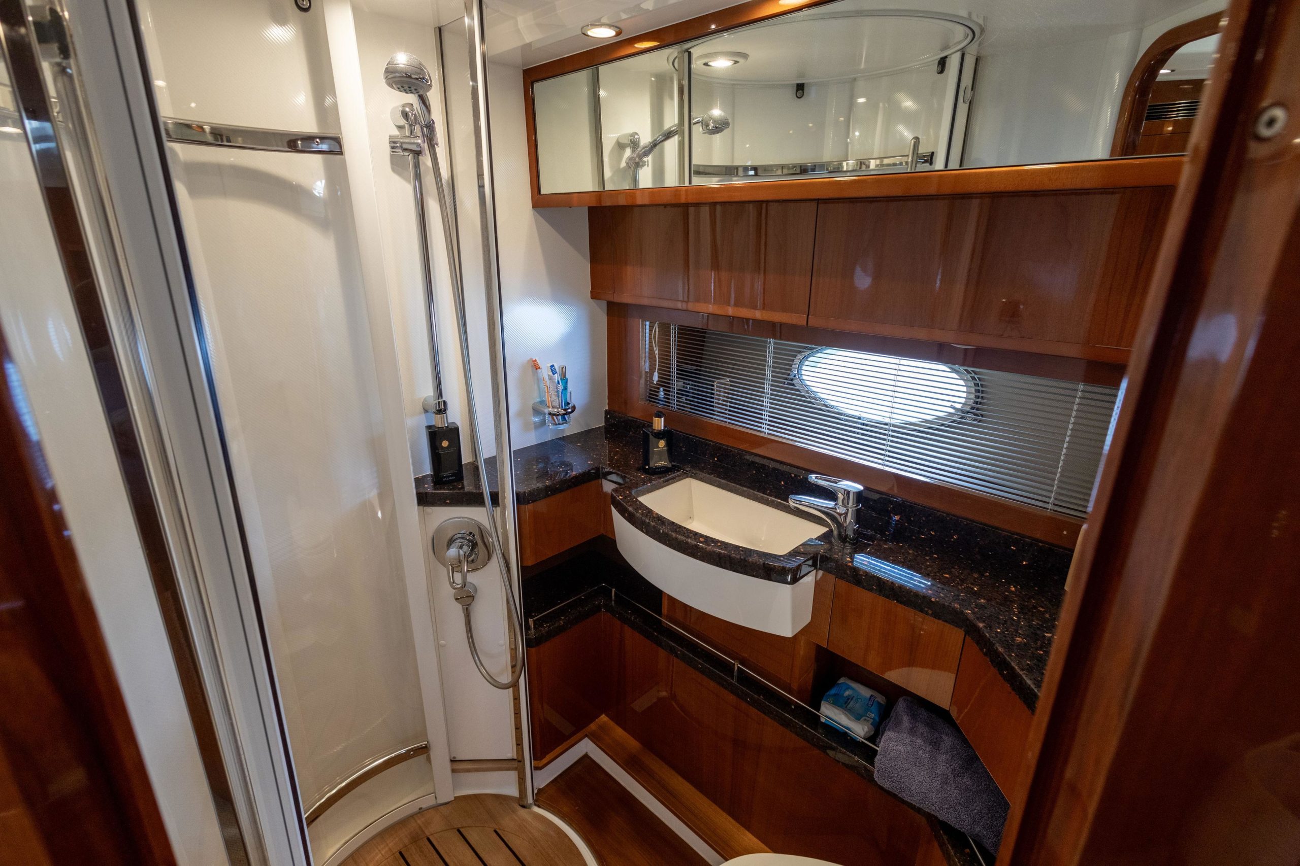 2006 Princess Yachts V53 na sprzedaż (photo 24)